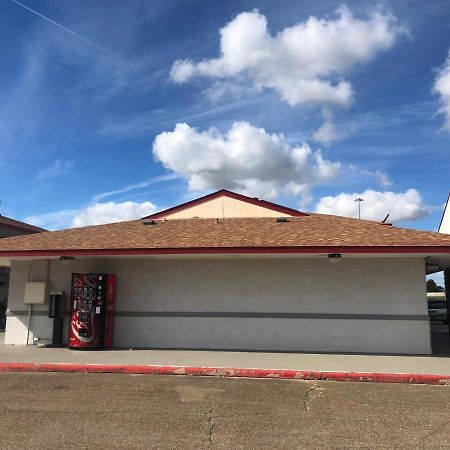 Executive Inn & Suites Beaumont Exterior photo